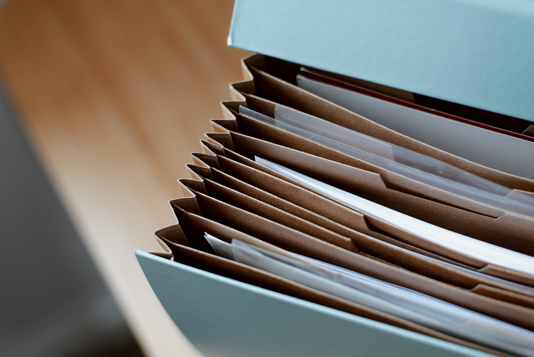 File folder to illustrate how to get organized with blogging