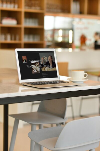 Rachael Earl Website Design for Showit